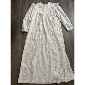 Vintage Floral nightgown Nylon Lace Women’s size Large